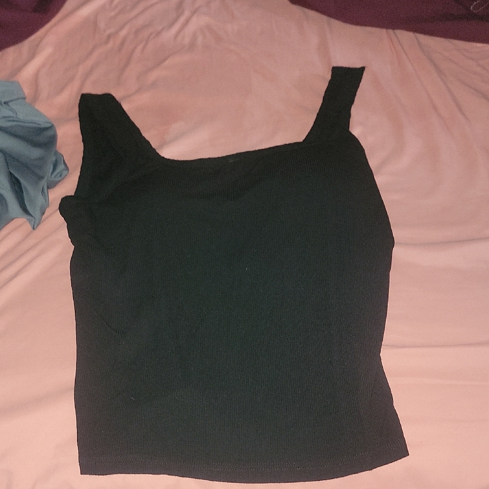 Black Fitted Sleeveless Tank Top